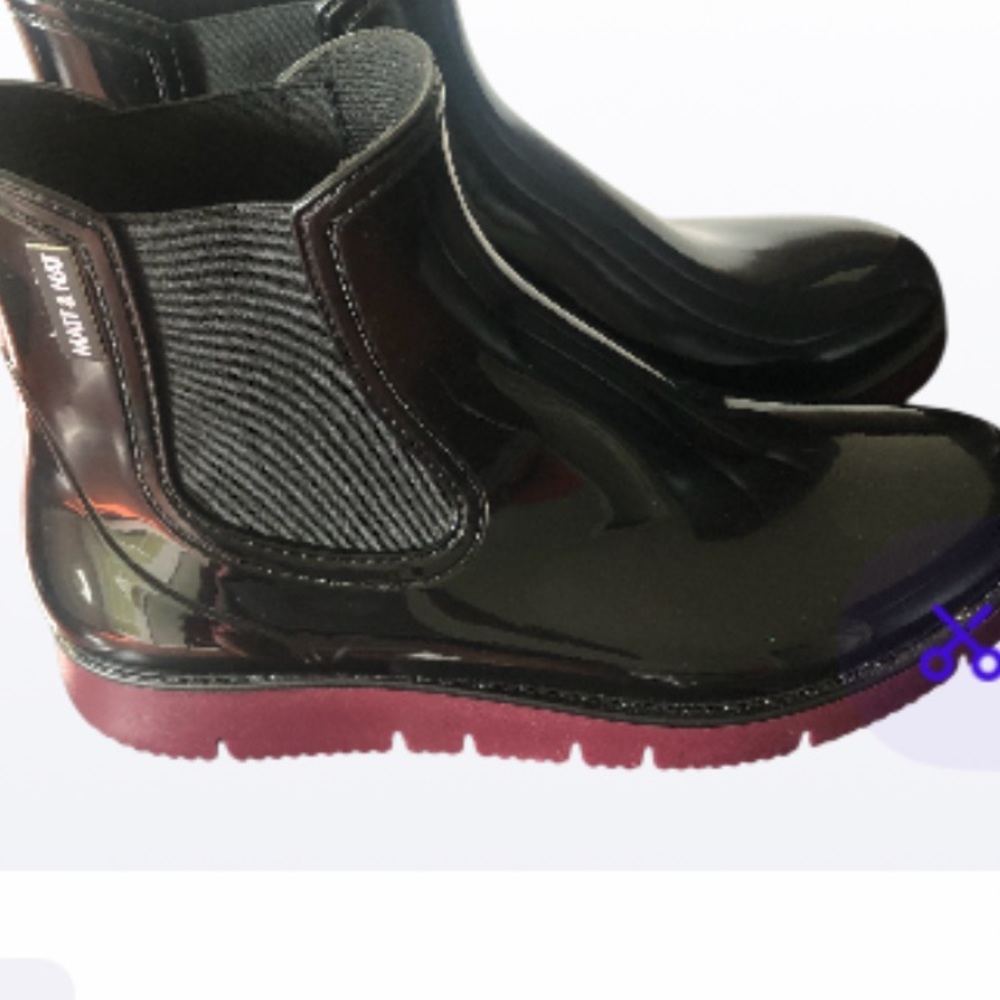 Matt & Nat Chelz Black Rain Ankle Booties size 10 - Picture 3 of 14